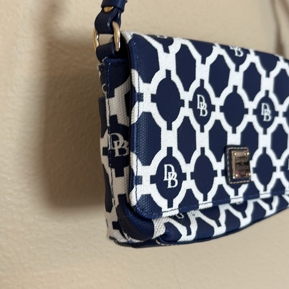 Dooney & Bourke Sanibel Becca NWOT blue and white small crossbody bag - Picture 3 of 13